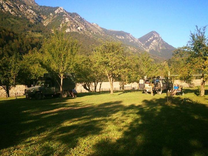 Peraj Guesthouse Vermosh Bagian luar foto